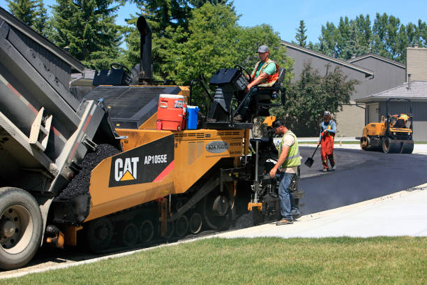 Best Residential Driveway Paver Services  in Northbrook, OH